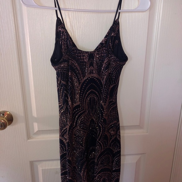 NAVY/PINK COWL NECK MINI DRESS - Picture 2 of 3